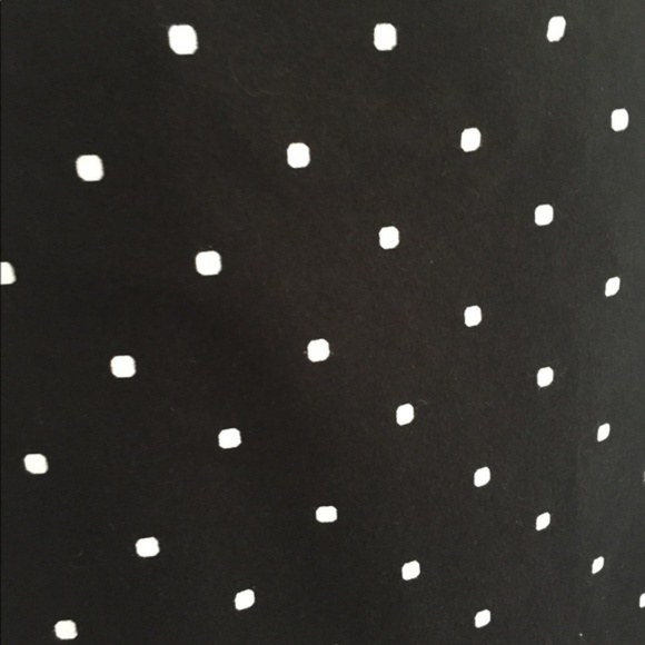 Old Navy Plus Size Polka Dot Pencil Skirt 1X - Picture 3 of 3